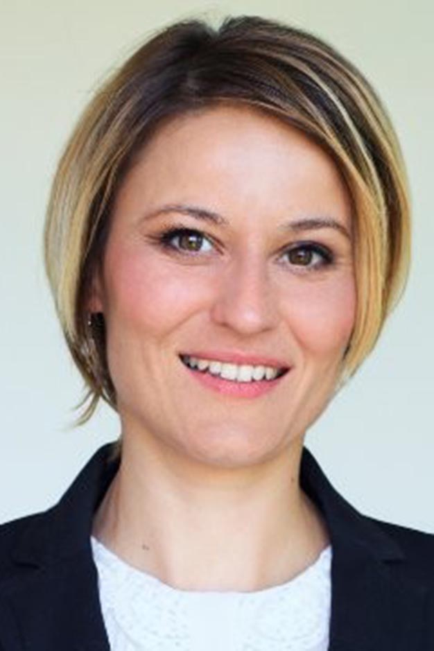 Eva Pilarčíková profilová fotka